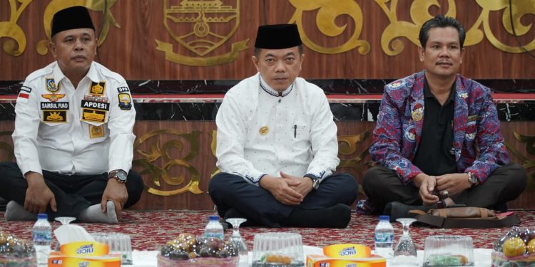 Gubernur Al Haris Harap APDESI, PABPDSI dan PPDI Bersatu untuk Membangun