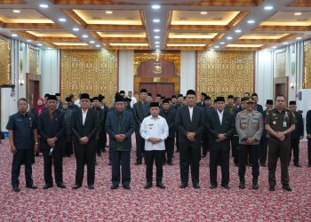 Lantik Wagub Sani Sebagai Ketua LPTQ, Gubernur Al Haris : Pengurus LPTQ Tugas Mulia, Harus Dilaksanakan Sebaik-baiknya