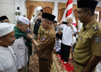 347 Jamaah Calon Haji Merangin dilepas  oleh Bupati H. Mashuri Ke Tanah Suci Mekah