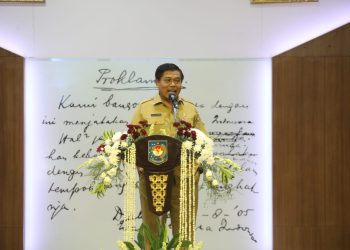 Sekjen Kemendagri Dorong Staf Ahli di Daerah Miliki Metodologi Berpikir yang Kuat 