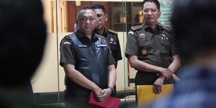 Kejaksaan Agung Memeriksa Menteri Koordinator Bidang Perekonomian Airlangga Hartarto dalam Perkara Ekspor CPO