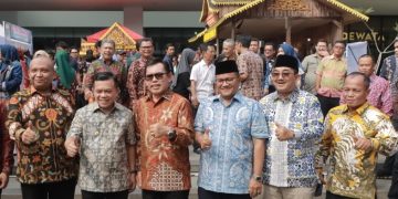 Bupati Tanjab Barat Hadiri Pameran Satu Hari Bersama Jambi di Anjungan Mall Sarinah
