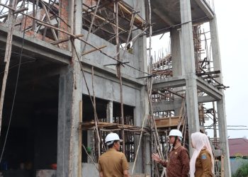 Bupati Merangin Pantau Pembangunan Kantor Arsip dan Perpustakaan Yang Baru 