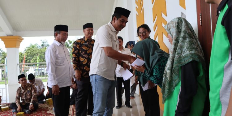 Kedatangan Kafilah Merangin Ikuti MTQ ke-52 Tahun 2023 disambut  oleh Bupati dan Wabup