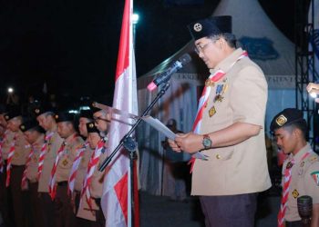 Bupati Tanjab Barat Selaku Kamabicab Pimpin Upacara Renungan Ulang Janji HUT Pramuka ke-62 Tahun 2023