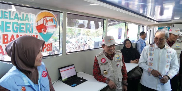 Bus Antikorupsi KPK Roadshow ke Jambi, Alexander Marwata Minta Pemda Hindari Praktek Korupsi