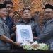 Setelah  Sampaikan Ranperda APBD 2024, Bupati dan Wabup Merangin Berpamitan dengan jajaran DPRD
