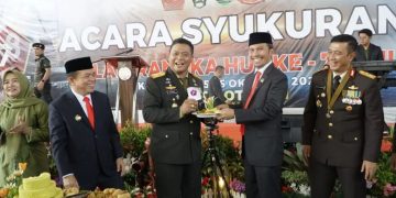 Ketua DPRD Edi Purwanto Hadiri Upacara Hut TNI ke 78 di Makorem 042/Gapu