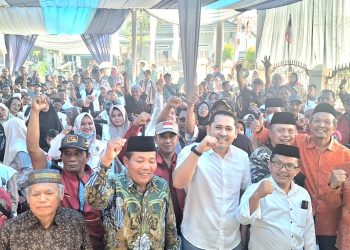 Panaskan Suhu Politik, M. Syukur Kukuhkan 10 Ribu Relawan Merangin