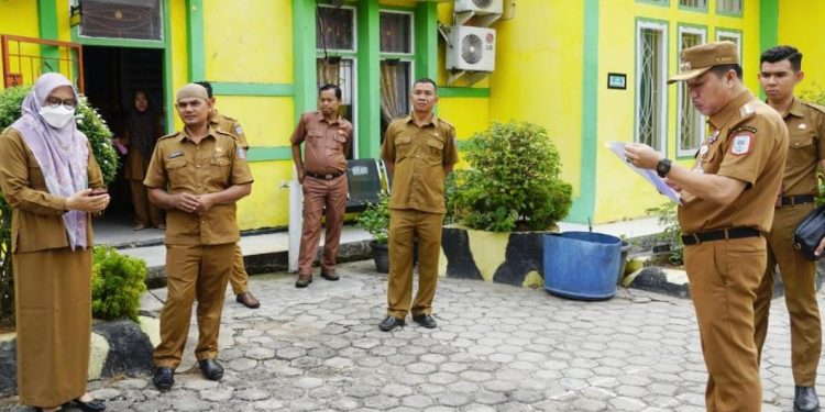 Sidak Ke Dinas Dikbud Merangin, Pj Bupati Hanya Temui 25 Orang yang Hadir