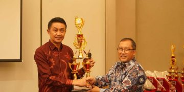 Bachyuni Deliansyah Terima Awards Udara Bersih Indonesa Tahun 2023 TRC BPBD Provinsi Jambi