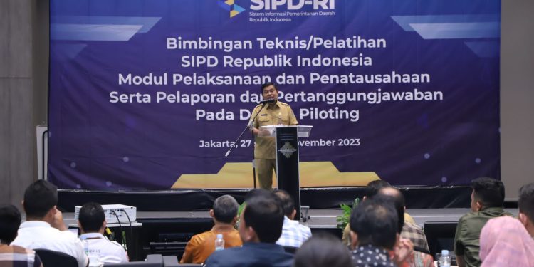 Sekjen Kemendagri: SIPD Bantu Bangun Pemerintahan yang Bersih dan “On The Track”