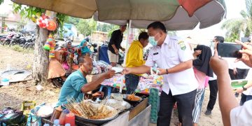 PemKab Muaro Jambi Gelar Pemberian Gratis Masker Guna Mencegah ISPA