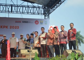 Pj Bupati Bachyuni Hadiri Pameran Road Show Bus KPK