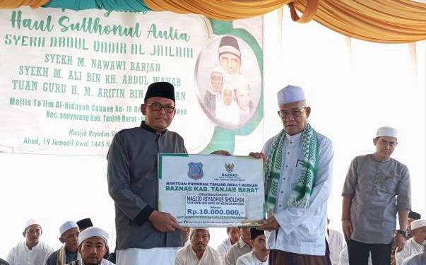 Staf Ahli Bidang Pemerintahan Hadiri Haul Akbar Sulthanul Aulia Syekh Abdul Qadir Al Jailani di Desa Kempas Jaya