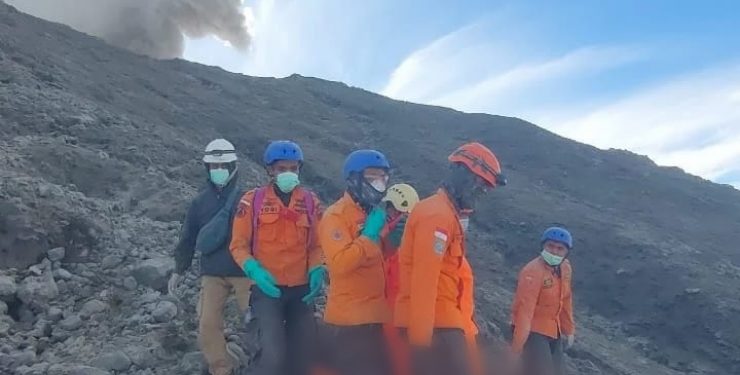 Total Korban Meninggal Dunia 23 Jiwa dan Selamat 52 orang Akibat Erupsi Gunung Marapi Sumbar 