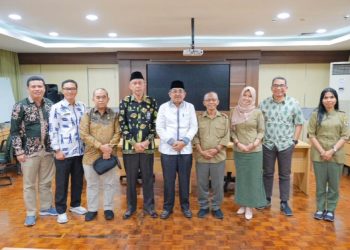 Bupati Tanjab Barat Anwar Sadat Audiensi dengan Dirjen DAS dan Rehabilitasi Hutan