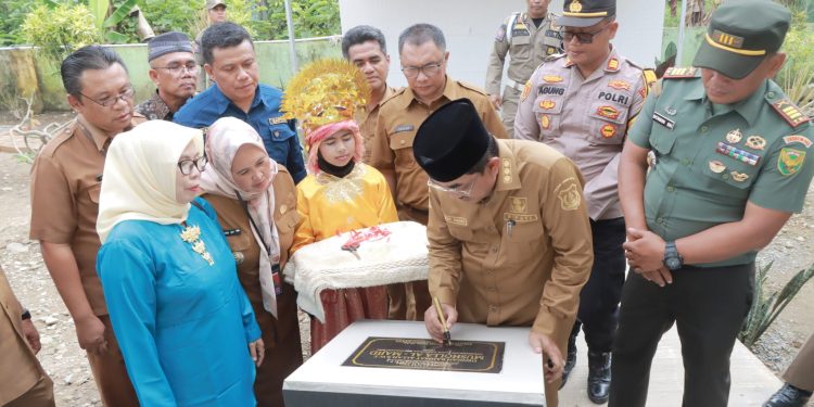 Anwar Sadat : Pemkab Tanjab Barat Fokus Tingkatkan Pendidikan