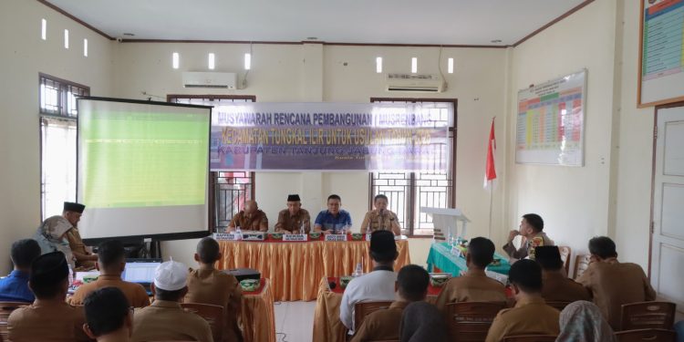 Sekda Tanjab Barat Hadiri Musrenbang Kecamatan Tungkal Ilir Tahun 2025