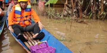 Tangani Banjir, Pj Bupati Merangin Gerak Cepat dan Buka Posko Donasi untuk Bantu Korban Banjir