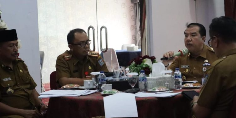 Pimpin Rakor Persiapan Penyusunan LKj Triwulan II, Pj Bupati Merangin Minta OPD Siapkan Data