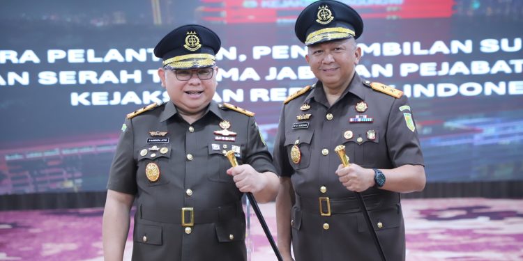 Jaksa Agung ST Burhanuddin Lantik Kepala Kejaksaan Tinggi DKI Jakarta dan Bali