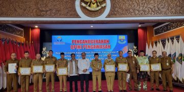 Ombudsman RI Serahkan Piagam Penghargaan Opini Pengawasan Pelayanan Publik di Provinsi Jambi, Ini Daftarnya