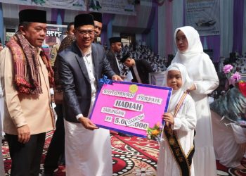 Al Haris Hadiahkan 5 Umroh Gratis Untuk Guru dan Siswa Sekolah Islam Terpadu Nurul ‘Ilmi
