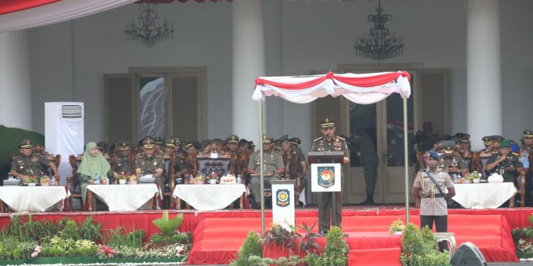 Mendagri Minta Satpol PP dan Satlinmas Jaga Integritas untuk Tingkatkan Kepercayaan Publik 