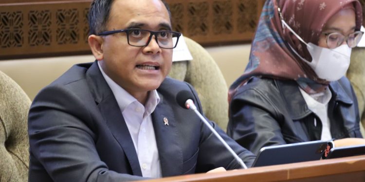 Menteri PANRB: ASN Pria Dapat “Cuti Ayah” saat Istri Melahirkan, Akan Diatur di Peraturan Pemerintah 