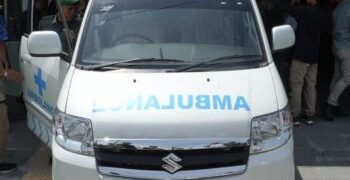 Gubernur Jambi  Serahkan Bantuan Ambulance Untuk RS DKT Kerinci