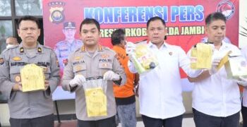 Ditresnarkoba Polda Jambi Tangkap Tiga Pelaku Bawa 10 Kilogram Sabu