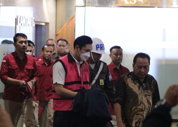Kejaksaan Agung Menahan Tersangka HM Selaku Perwakilan PT RBT Kasus Korupsi Komoditas Timah
