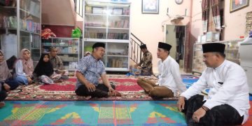 PJ Bupati Beserta Rombongan melayat ke Rumah Almarhum H. Z. Agani Bin Bodeng