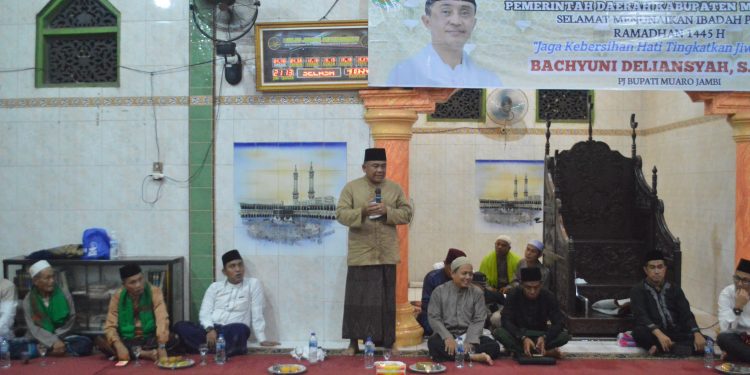Pemkab Muaro Jambi Safari Ramadhan di Mesjid Jami Al-Mutmainnah, Desa Berembang