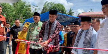 Ketua DPRD Edi Purwanto Hadiri Peresmian Masjid Raya Baiturahim Desa Rantau Keloyang