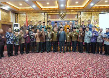 Wagub Sani Harap Rakor Staf Ahli Jadi Media Wujudkan Kesejahteraan Masyarakat Provinsi Jambi
