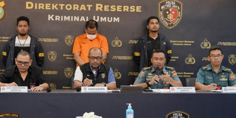Pelaku Pemalsu Plat Mobil Dinas TNI Ditangkap