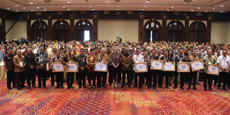 Kemendagri Dorong Pemda Berikan Pelayanan Optimal bagi Masyarakat