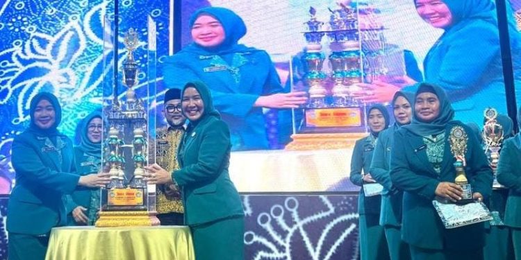 Kabupaten Merangin Juara Umum Jambore PKK 2024