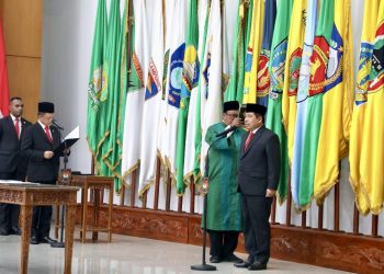 Mendagri Lantik Suhajar Diantoro sebagai Wakil Rektor IPDN 