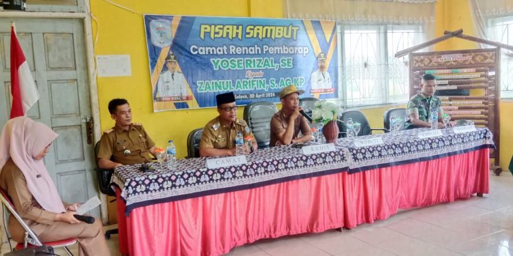 Kantor Camat Renah Pembarap Gelar Pisah Sambut Jabatan Camat