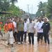 PJ Bupati di Wakilkan Asisten Kesra Drs, Sukisno, MM Meninjau Lokasi Banjir di Desa Kedotan