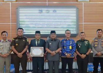Bupati Tanjab Barat Buka sekaligus Pimpin Sidang Gugus Tugas Reforma Agraria