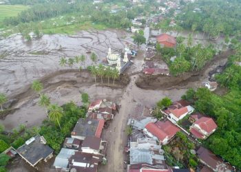 Banjir Lahar dan Longsor Sumatera Barat  Korban Jiwa Capai 50 Orang 