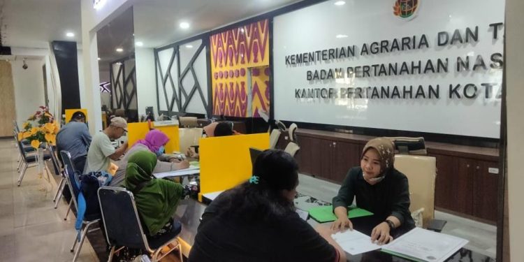 Mengurus Administrasi Pertanahan Tanpa Perantara, Program PELATARAN Kementerian ATR/BPN diapresiasi Masyarakat