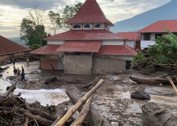 Korban Banjir Lahar Hujan Sumatera Barat Mencapai 43 Orang Meninggal