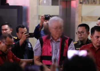 Kejaksaan Agung Tahan Tersangka BGA Mantan Dirjen Minerba Kementerian ESDM Tahun 2015-2020 Kasus Korupsi Komoditas Timah