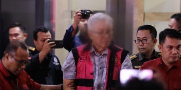 Kejaksaan Agung Tahan Tersangka BGA Mantan Dirjen Minerba Kementerian ESDM Tahun 2015-2020 Kasus Korupsi Komoditas Timah