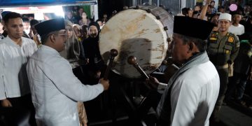 Perkuat Kecintaan terhadap Nilai-nilai Tradisi Islam, Bupati Anwar Sadat Buka Festival Pawai Takbiran Idul Adha 1445 H